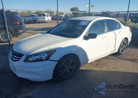 2011 Honda Accord 2.4 Lx из США, поврежденный, VIN 1HGCP2F33BA064022